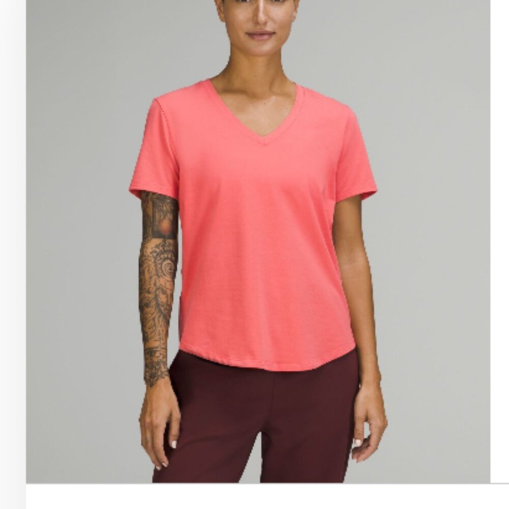 Lululemon Love V-Neck T-Shirt Sz 8